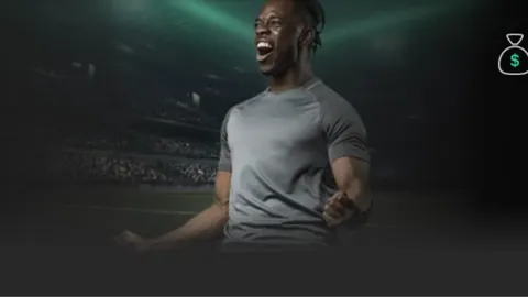 王楚钦与林诗栋3-1力克对手，挺进新加坡大满贯男双半决赛